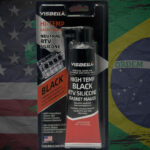 Silicone Preto Alta Temperatura Visbella O Silicone Preto Alta Temperatura Visbella é um selante silicone RTV monocomponente, desenvolvido para vedação confiável em aplicações automotivas e industriais submetidas a altas temperaturas, vibração e contato com óleo. Forma uma junta flexível, durável e resistente, substituindo juntas convencionais com eficiência, evitando vazamentos e reduzindo retrabalho.